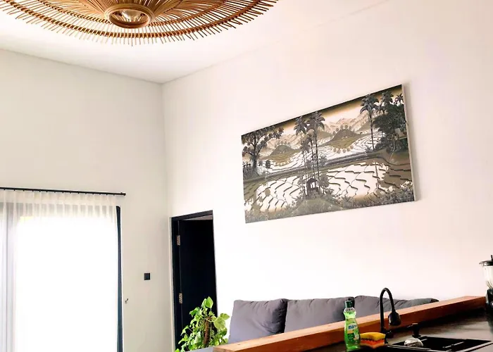 Villawatu Padang Padang Villa *